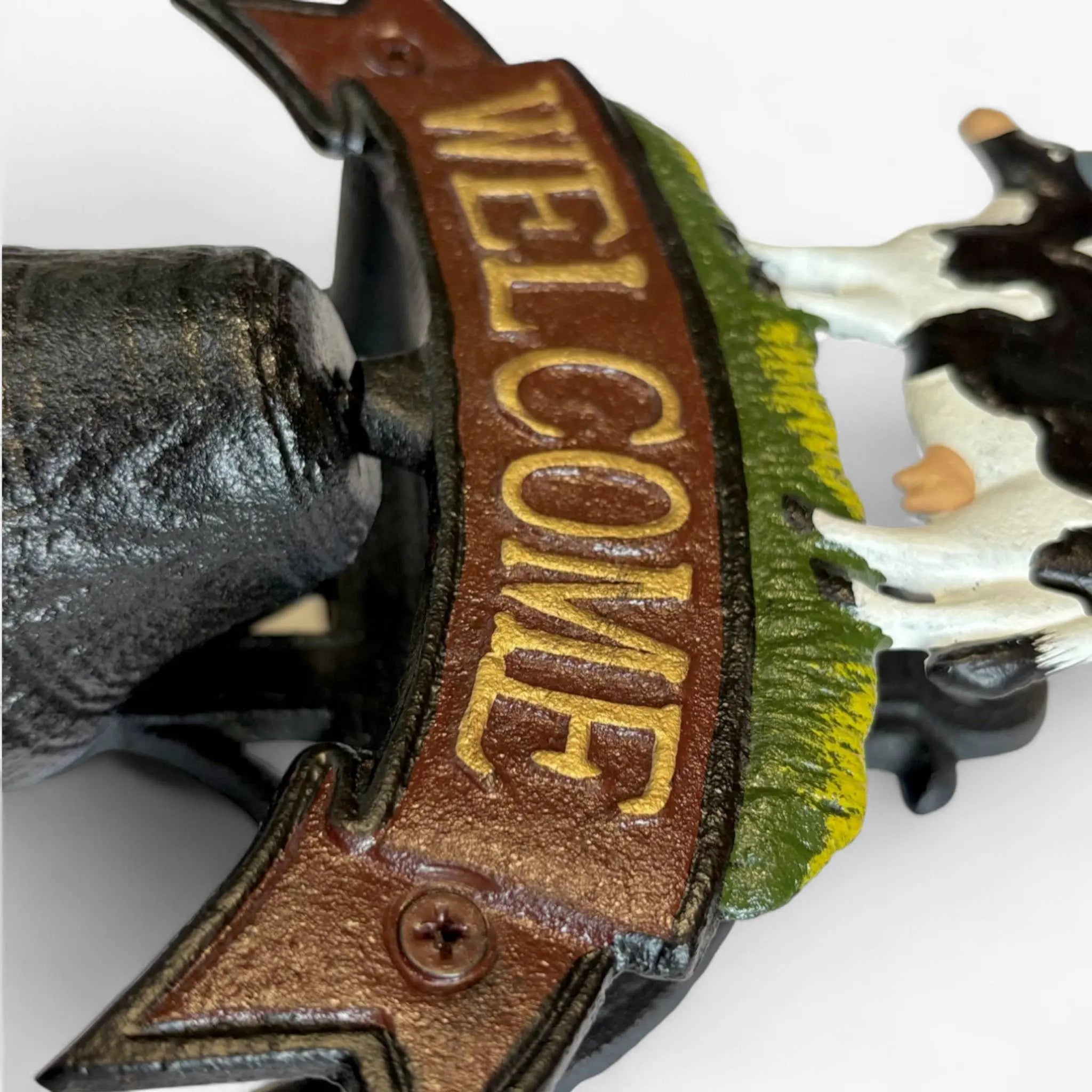 Rustic Cast Iron Cow Welcome Bell Sign – Farmhouse Door Decor Iron & Blossom