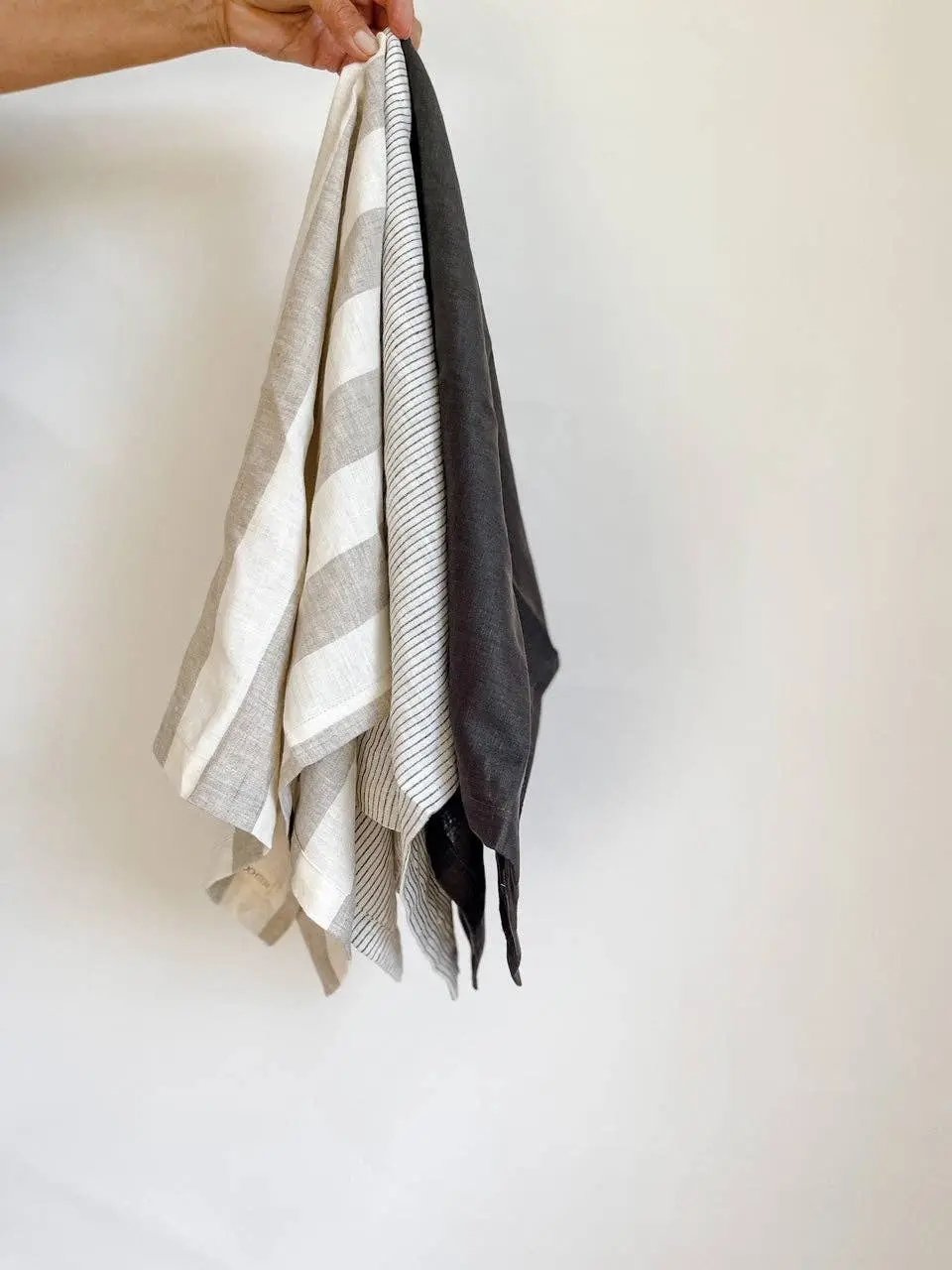 Pure French Linen Tea Towel - Dark Charcoal Mama and Tochter