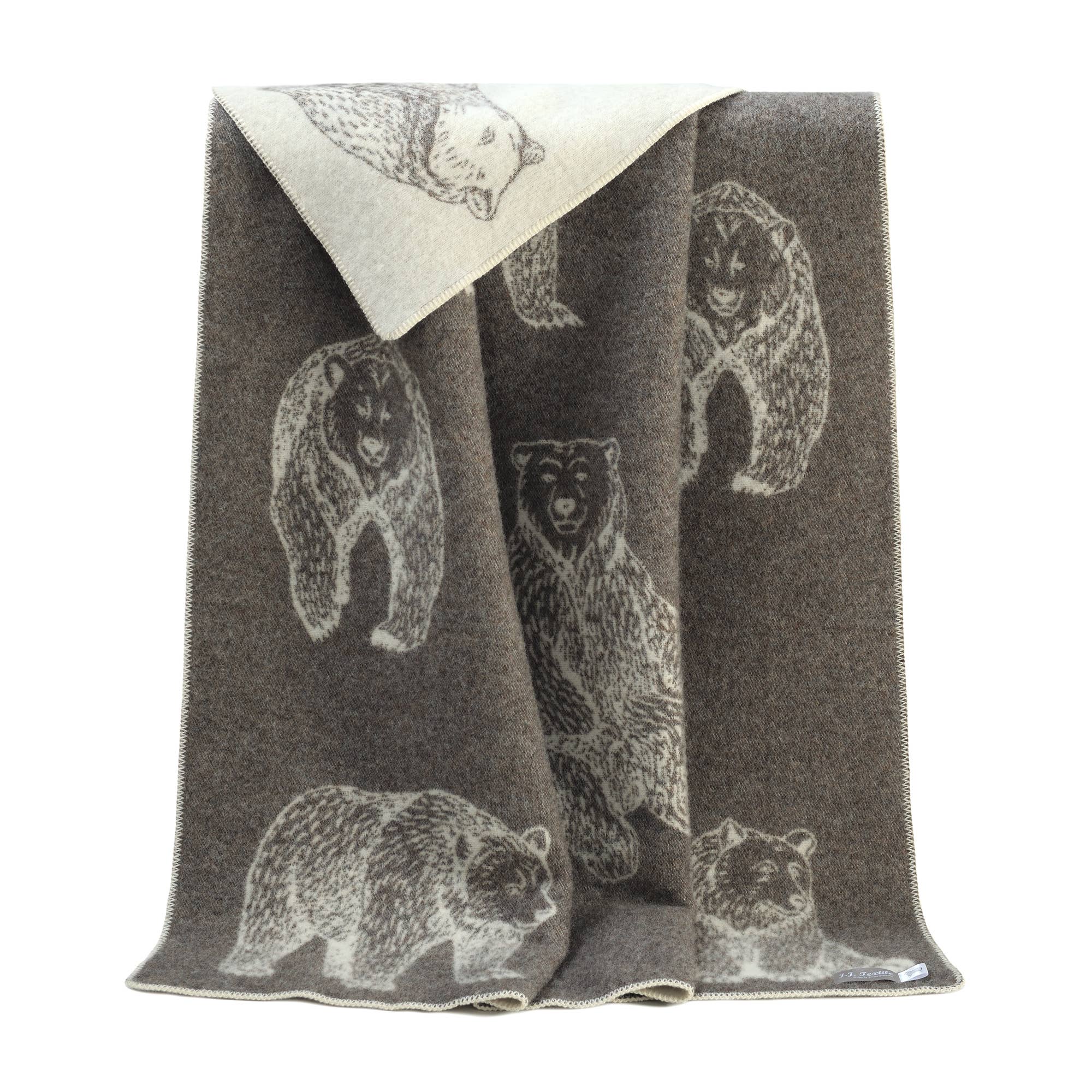 Bear Wool Blanket – Brown & Off-White (130 × 180 cm)
