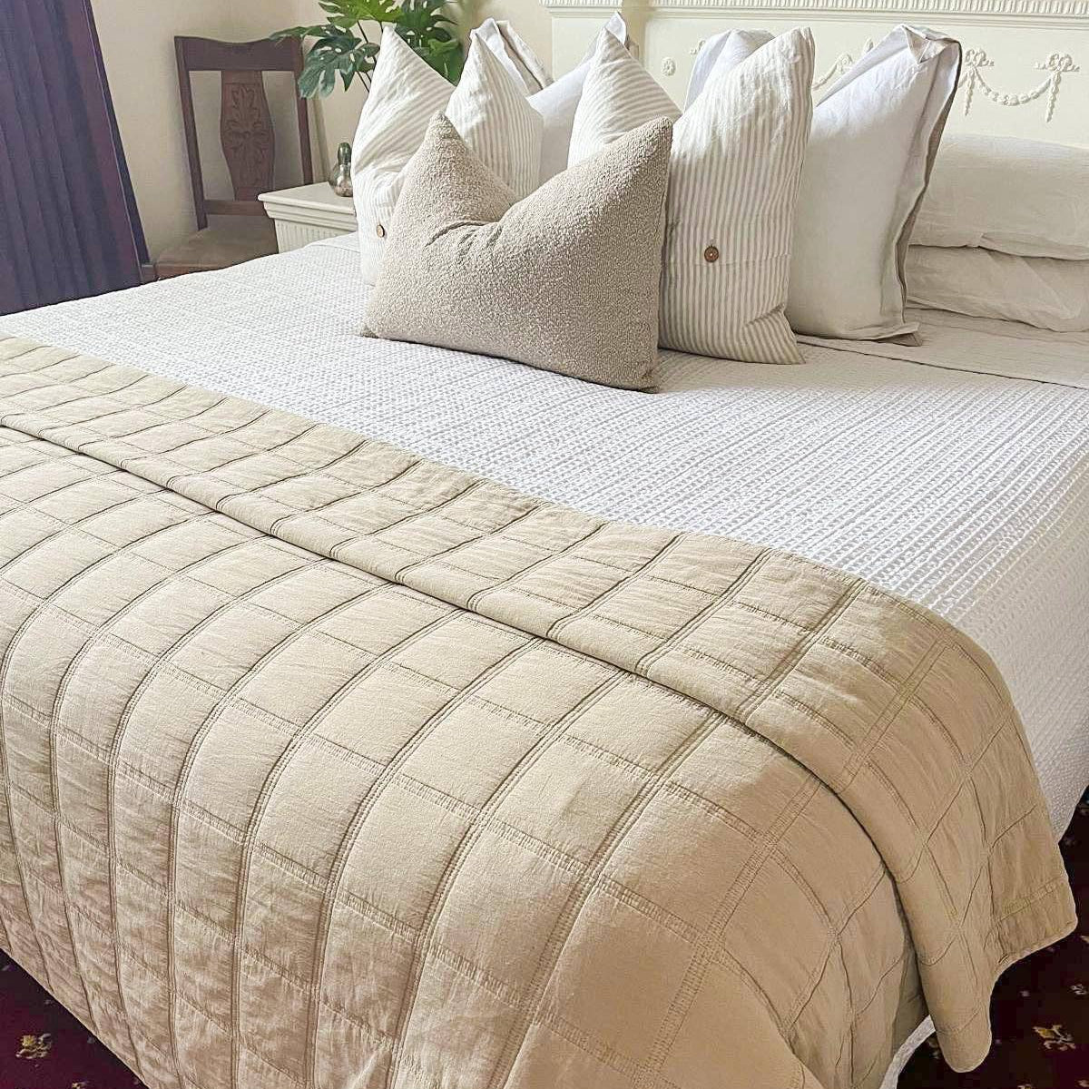 Stonewashed Organic Cotton Quilt – Natural (King Size) Mama and Tochter