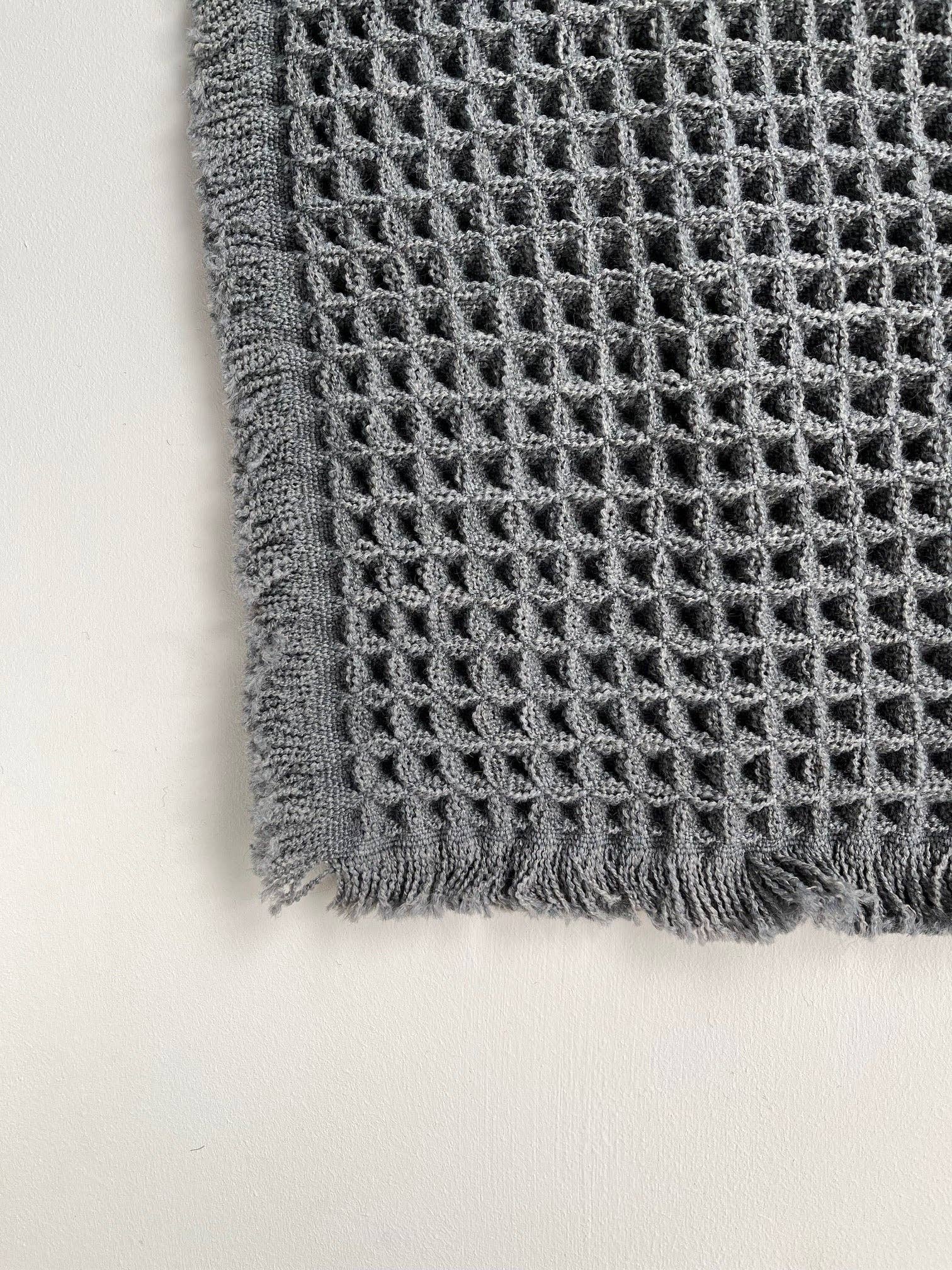 Microfiber Waffle Non slip Bath Mat - Charcoal Mama and Tochter