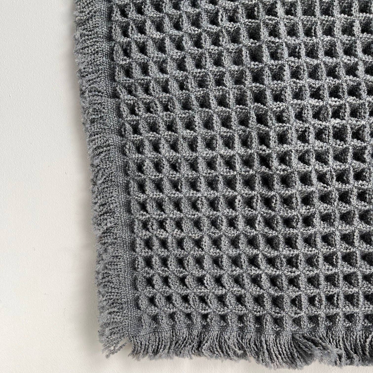 Microfiber Waffle Non slip Bath Mat - Charcoal Mama and Tochter