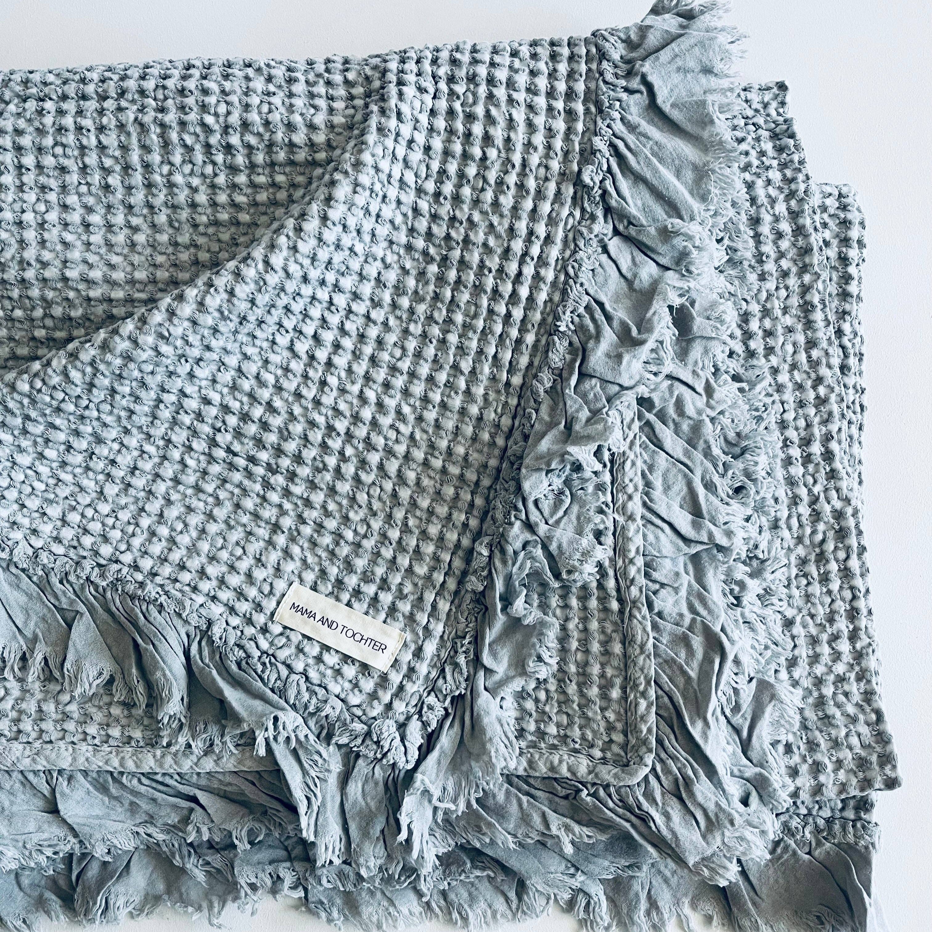Organic Cotton Rustic Waffle Throw Blanket - Light Grey Mama and Tochter
