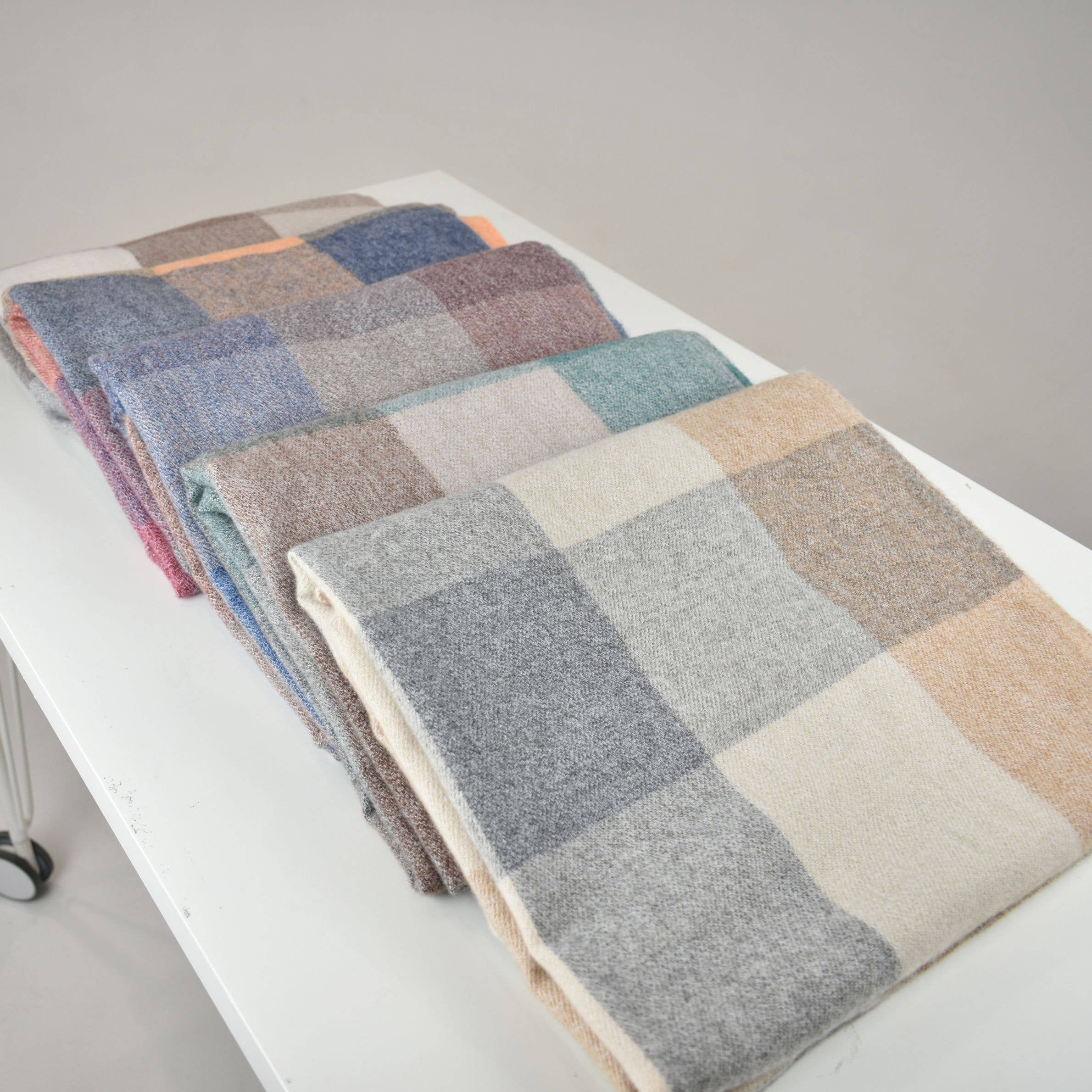 Autumn Checkered Scarf - Taupe