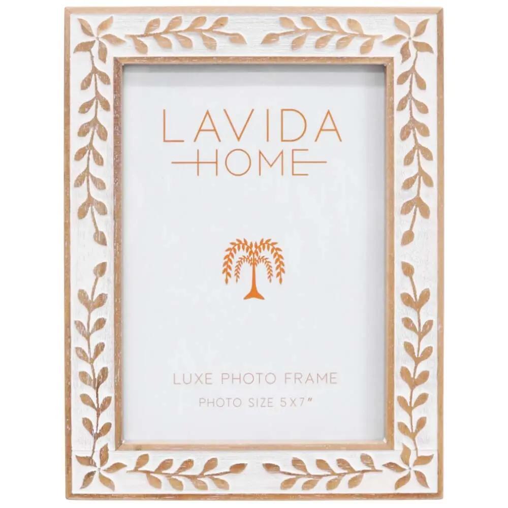 Ishla 5x7 Wooden Frame - Natural Carved Detail Lavida