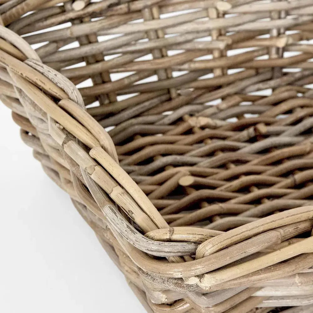 Toulon Small Basket – Natural Rattan Kubu Florabelle