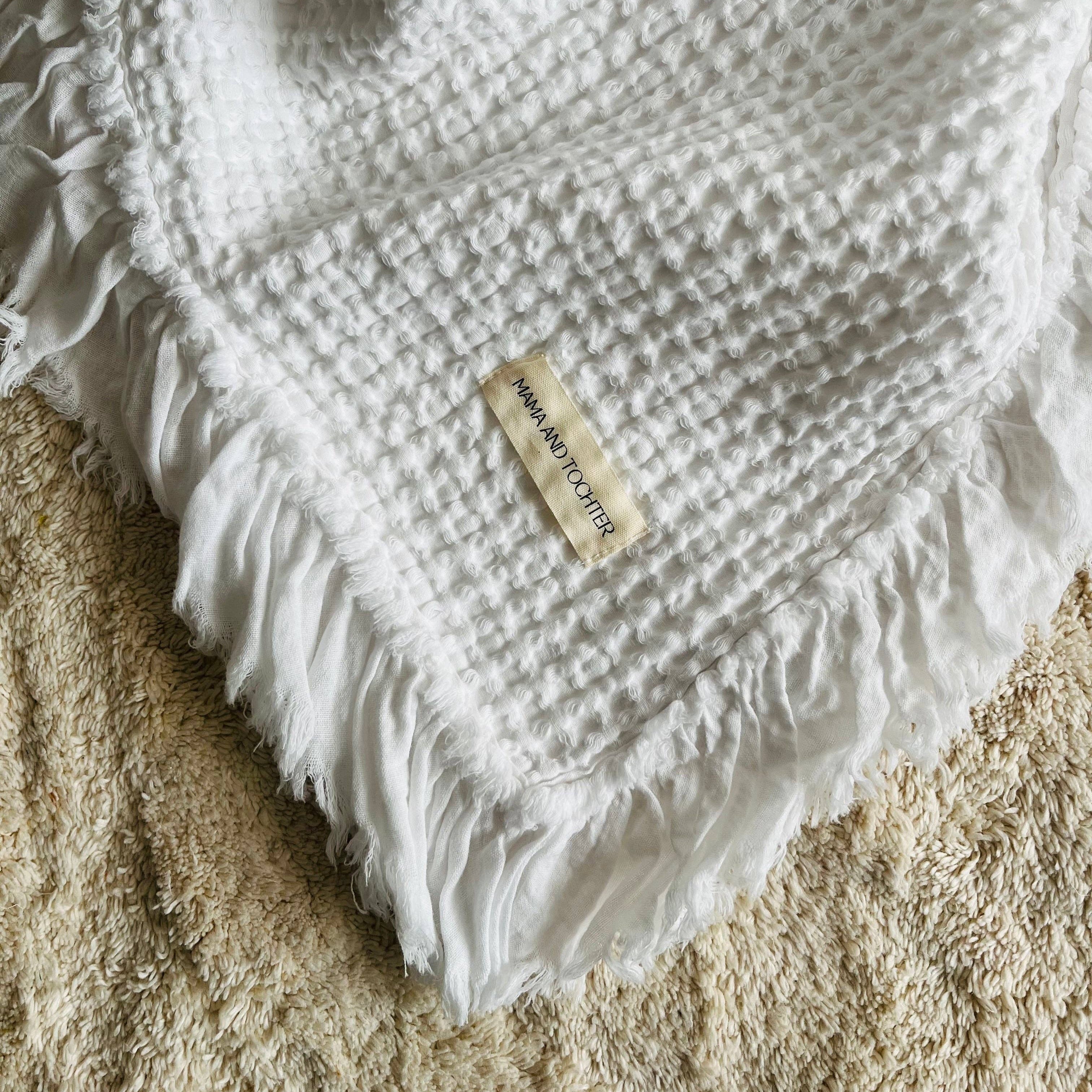 Organic Cotton Rustic Waffle Throw Blanket - White Mama and Tochter