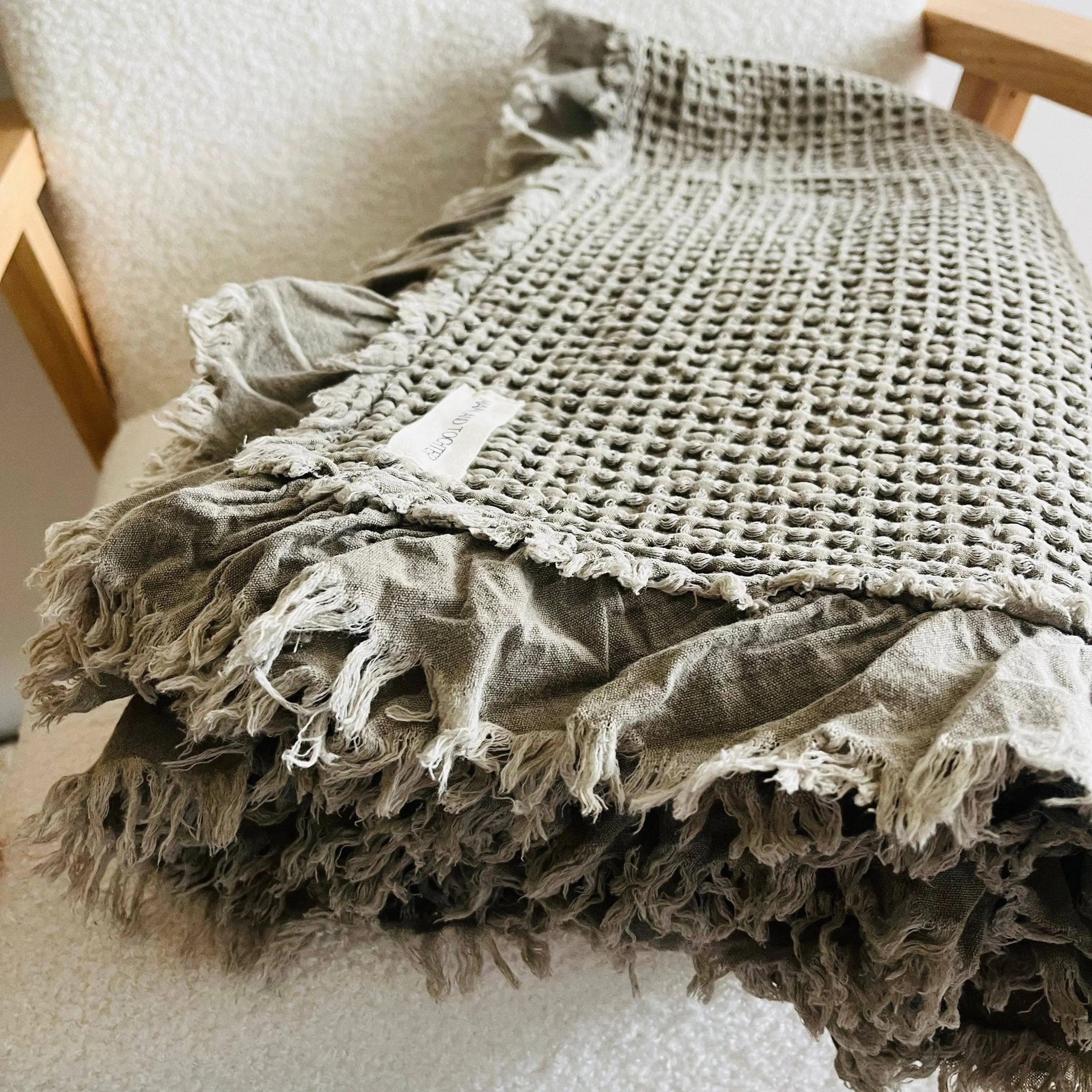 Organic Cotton Rustic Waffle Throw Blanket - Khaki Mama and Tochter