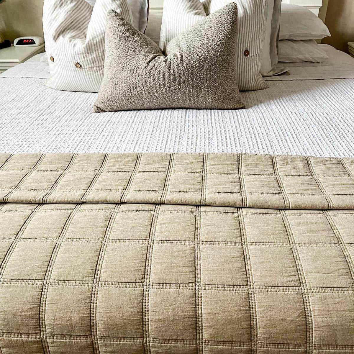 Stonewashed Organic Cotton Quilt - Natural - King Size Mama and Tochter