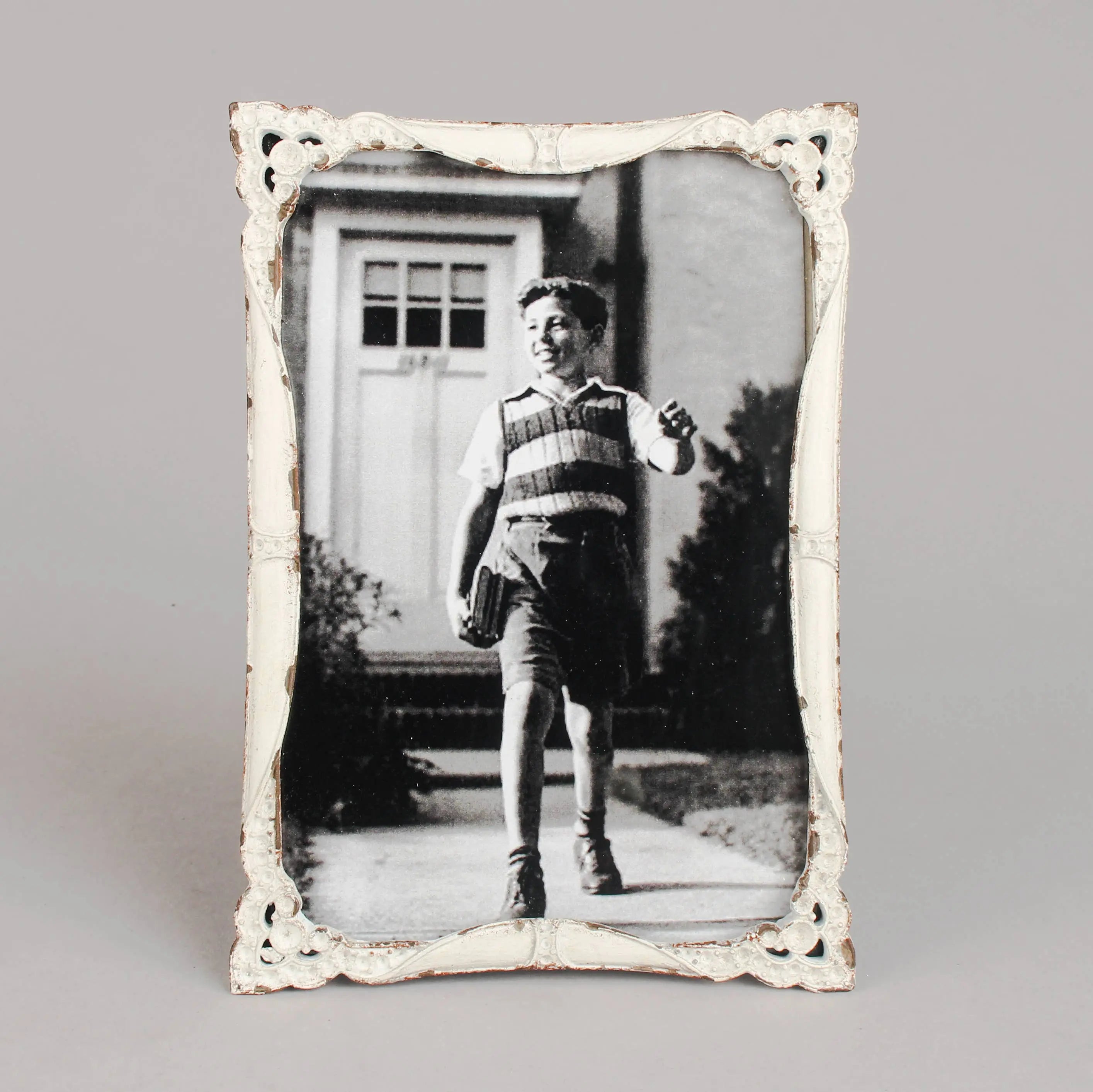 Vintage Style Distressed White Metal Photo Frame Originals International Ltd