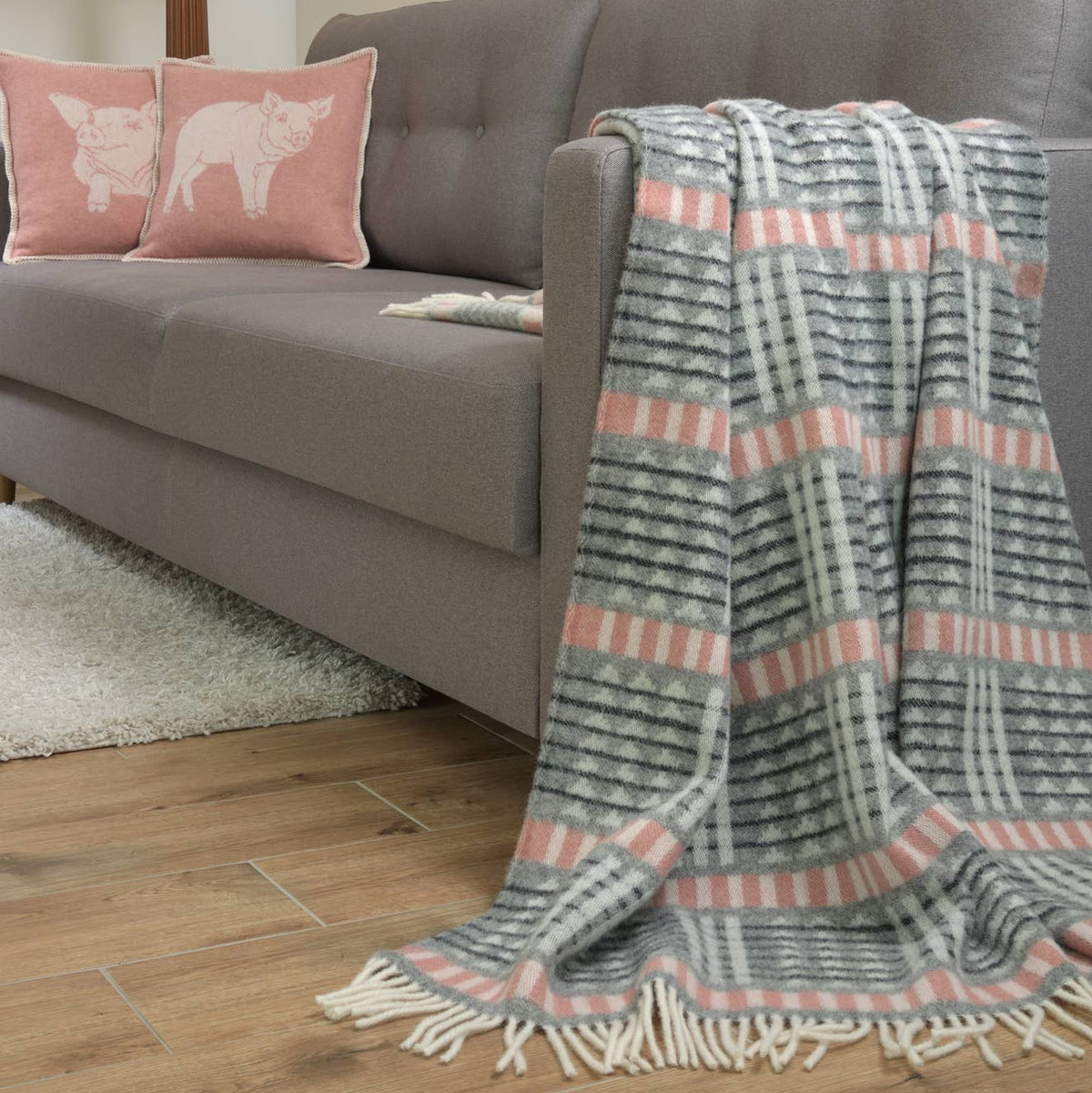 Mika Soft Black and Pink Stripe Pure Wool Throw – 130 x 190 cm