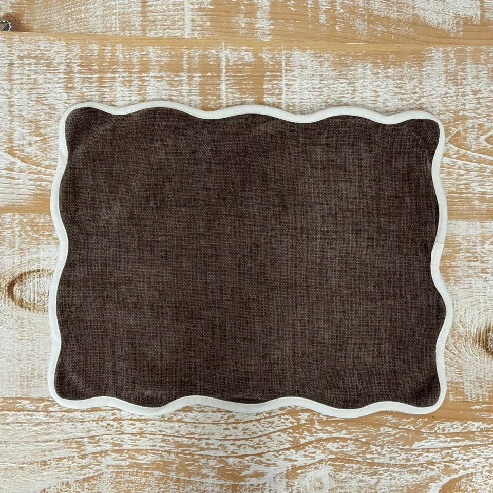 Set of 4 Chloe Dark Brown Scalloped Placemats