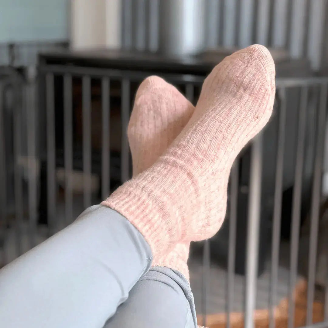 The Comfiest Socks – Blush Pink (L/XL) Bed & Butter