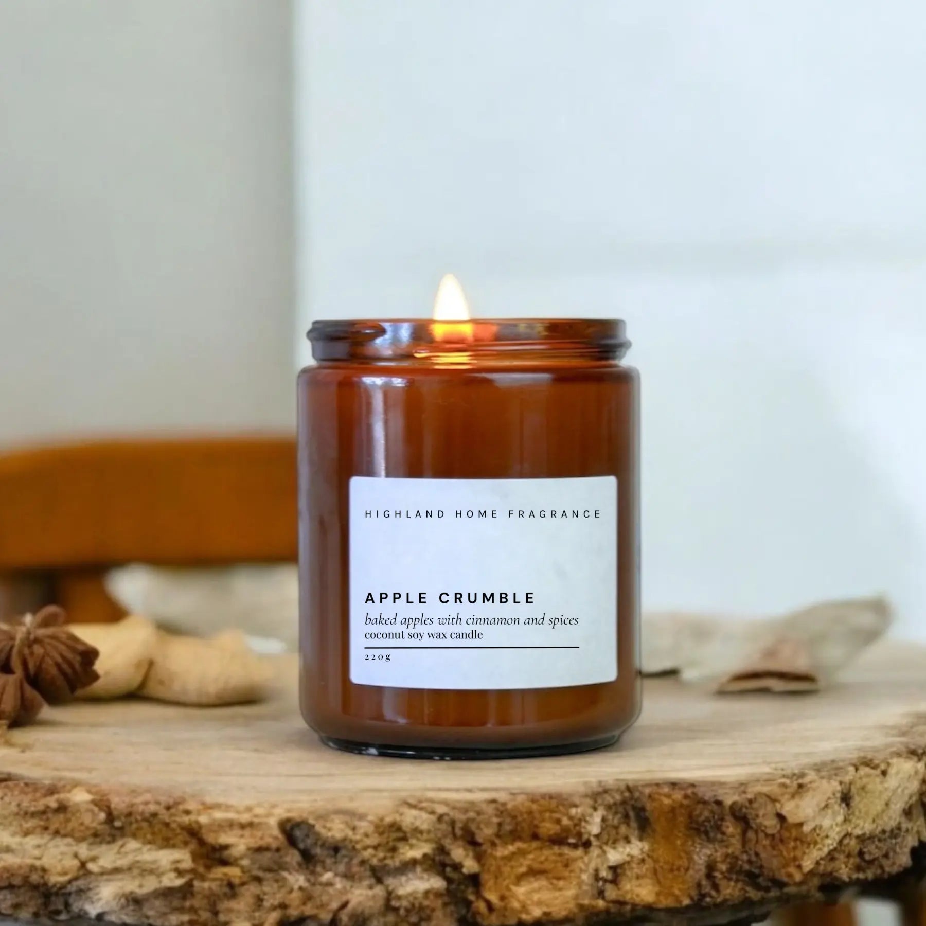 Apple Crumble | Apple & Cinnamon - 220g CocoSoy Candle Highland Home Fragrance