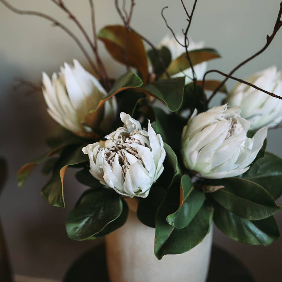 Prestige Faux Magnolia Leaf Stem – 63cm