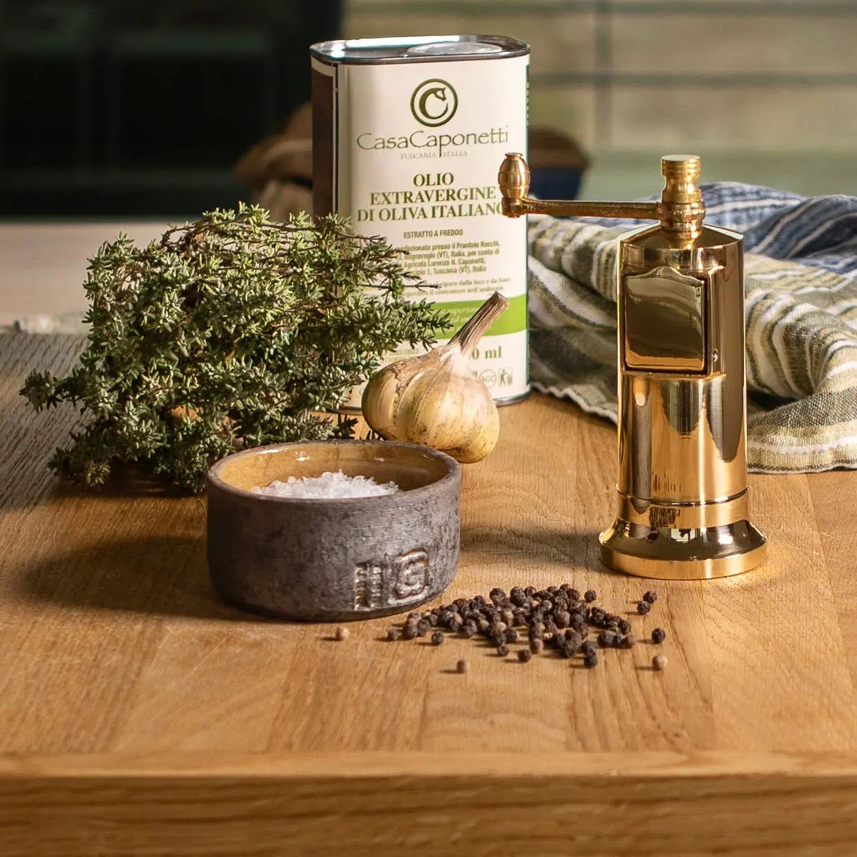 The original 'Chefs Mate' - 5.3" brass pepper grinder Rune-Jakobsen Design