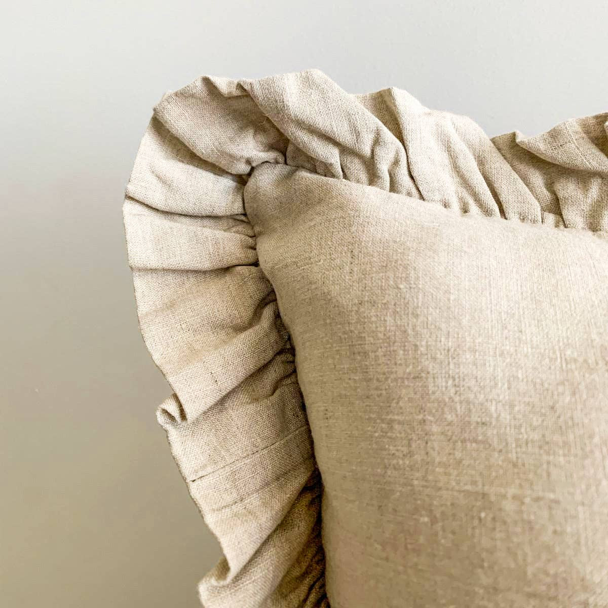 Pure French Linen Ruffle Lumbar Cushion - Nature Mama and Tochter