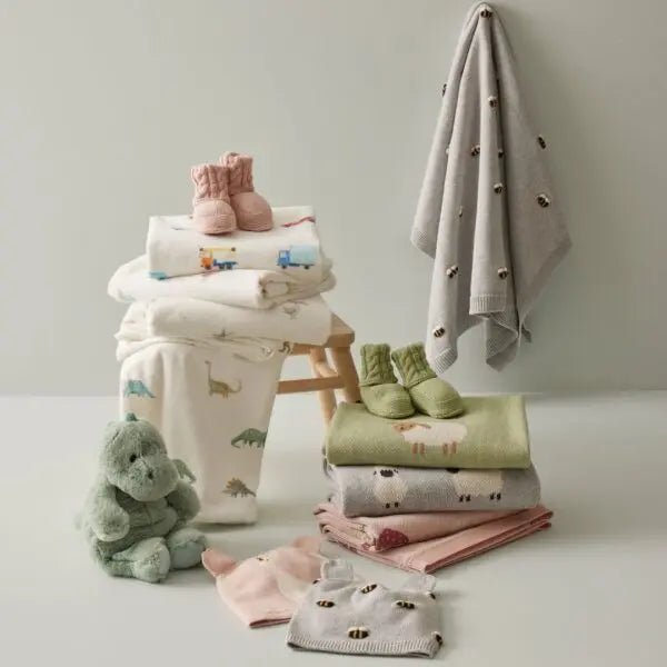 Barnyard Buddies Knitted Blanket - Green Jiggle & Giggle