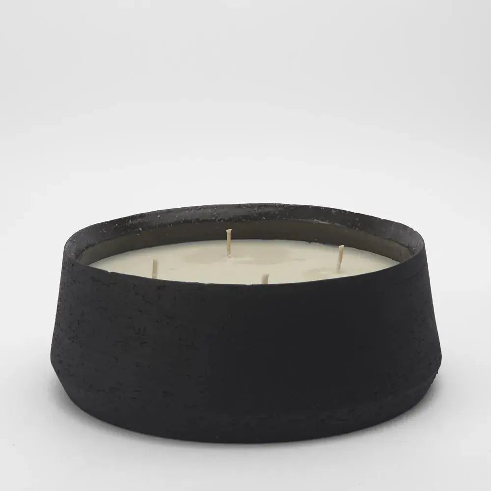 Citronella 4 Wick Candle – Black Florabelle