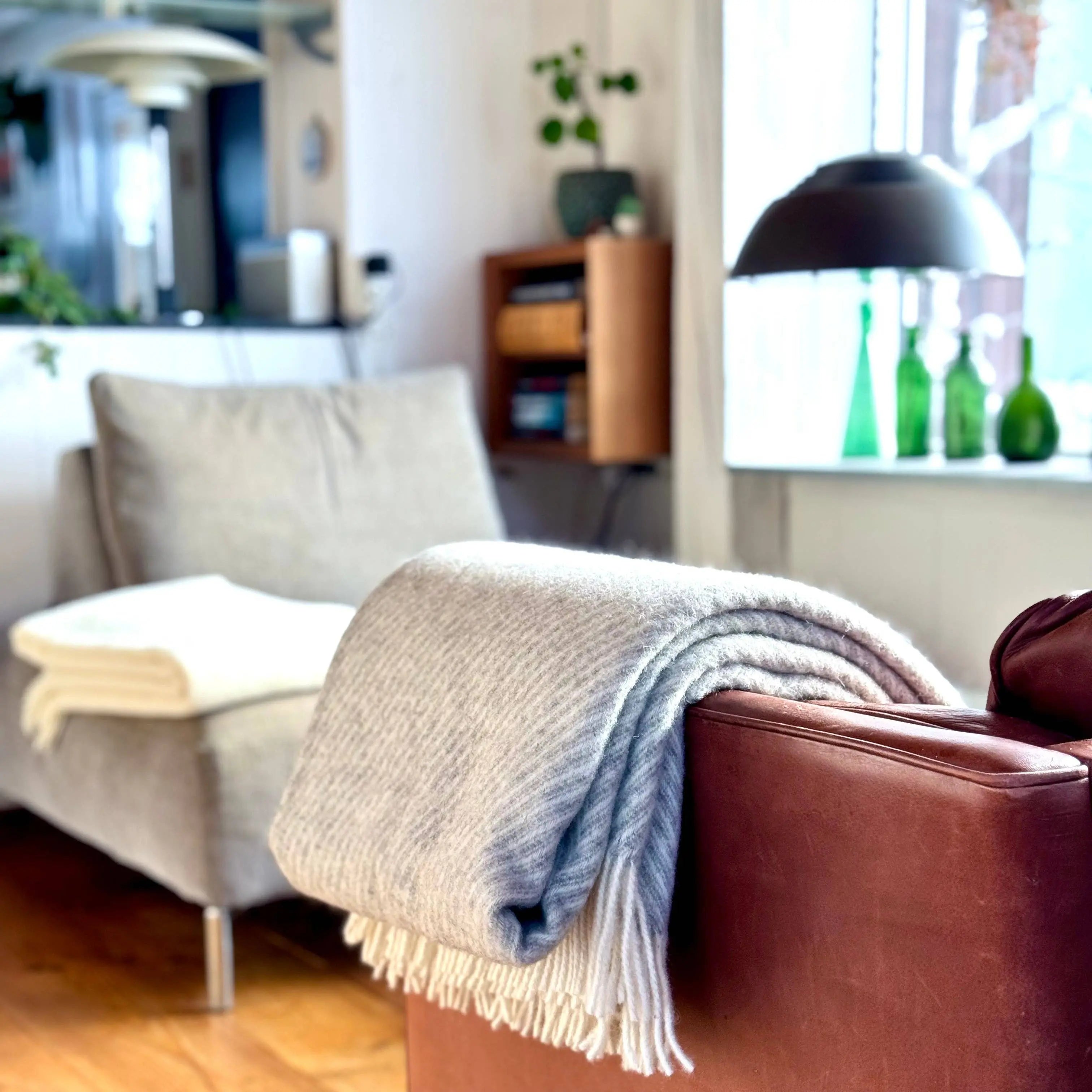 Laesoe 100% Wool Plaid® – Light Grey Danish Blanket Rune-Jakobsen Design