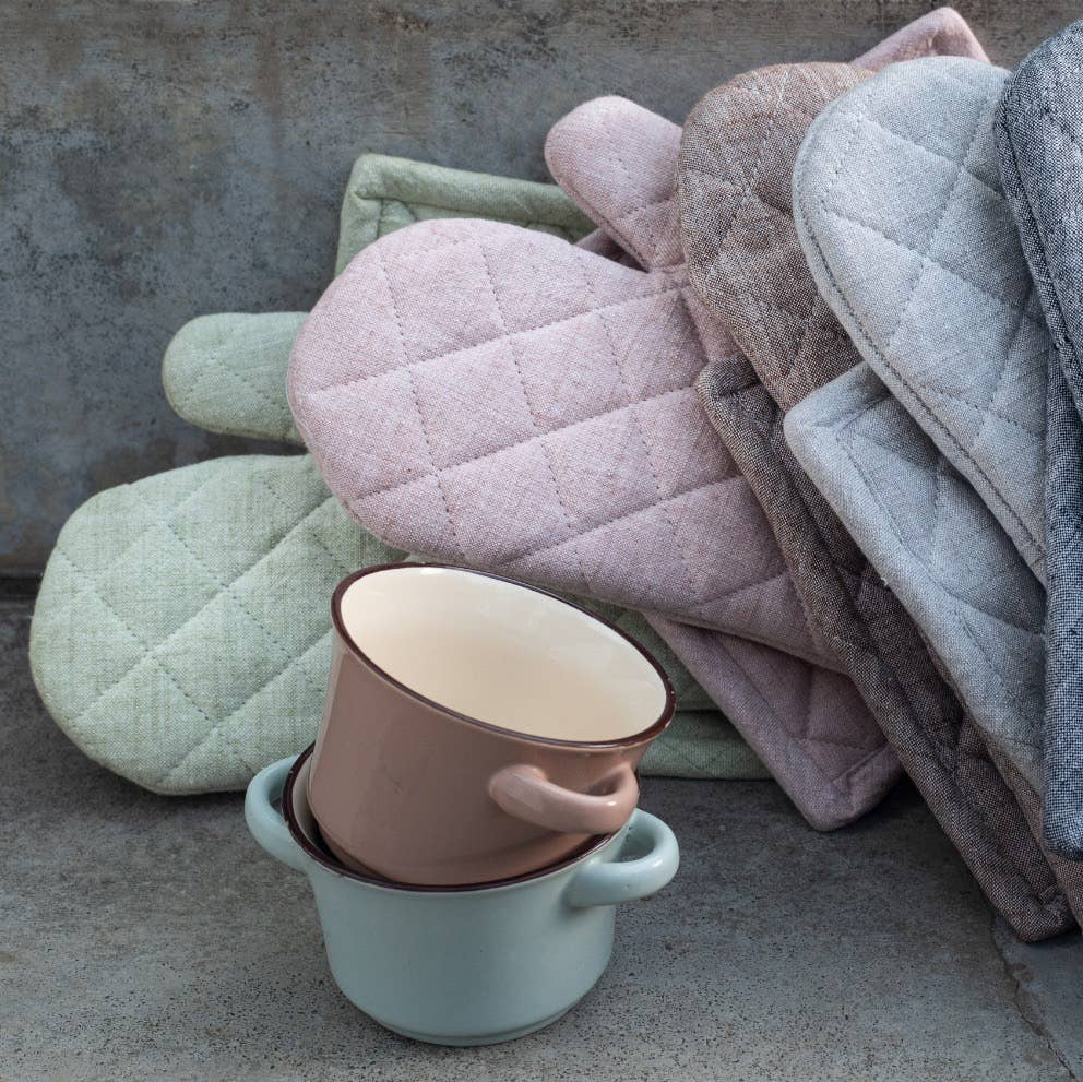 Chambray Oven Mitt & Pot Holder Set: GREEN Rich Home Linens