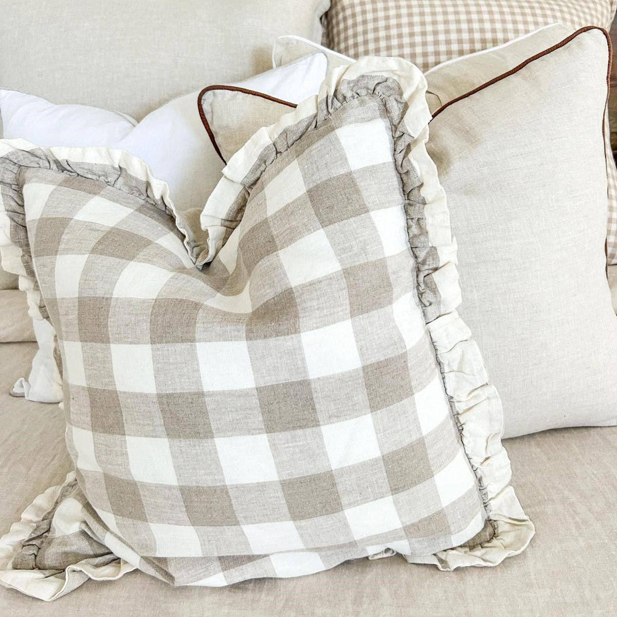 Linen Ruffle Cushion - Natural Gingham Mama and Tochter